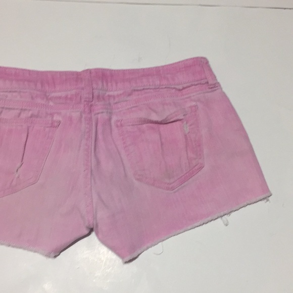 Decree pink distressed jean shorts - Picture 3 of 5